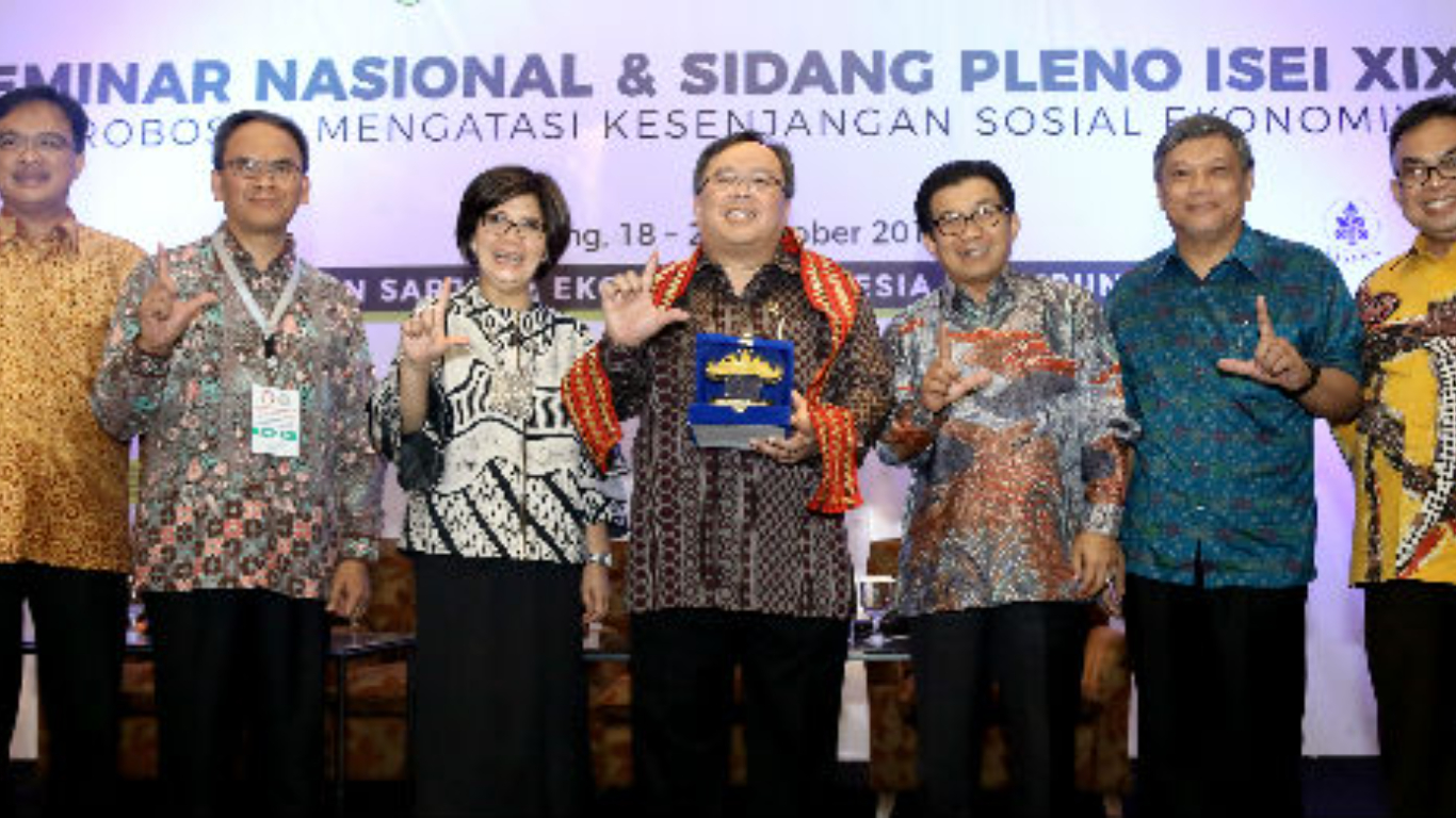 Menteri Bambang: Daerah yang Tidak Berinvestasi Hilangkan Kesempatan Kerja Warganya Sendiri